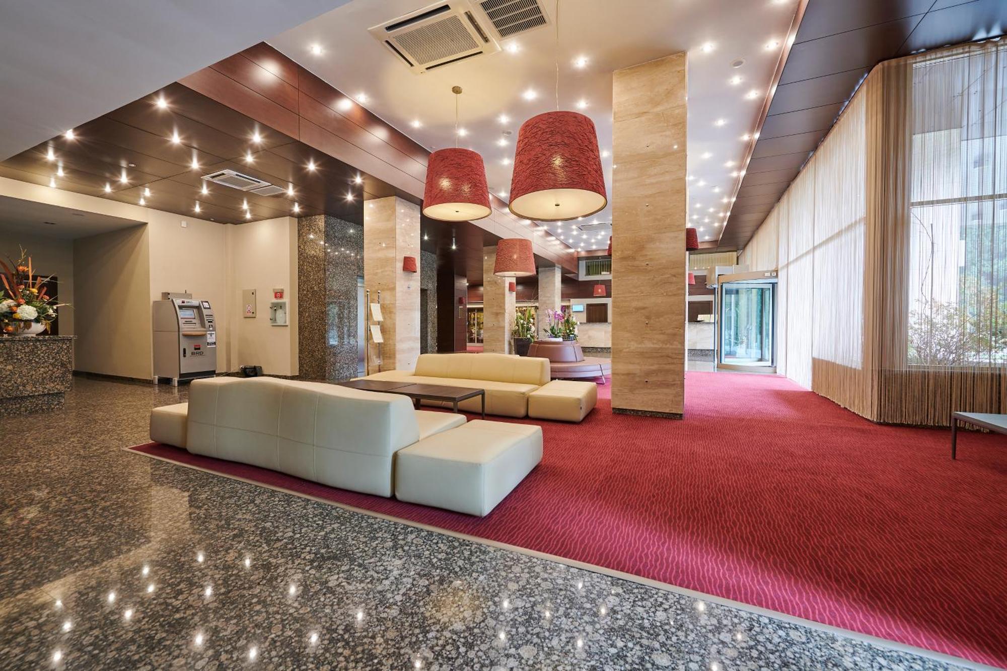 Hotel Clermont Covasna Extérieur photo
