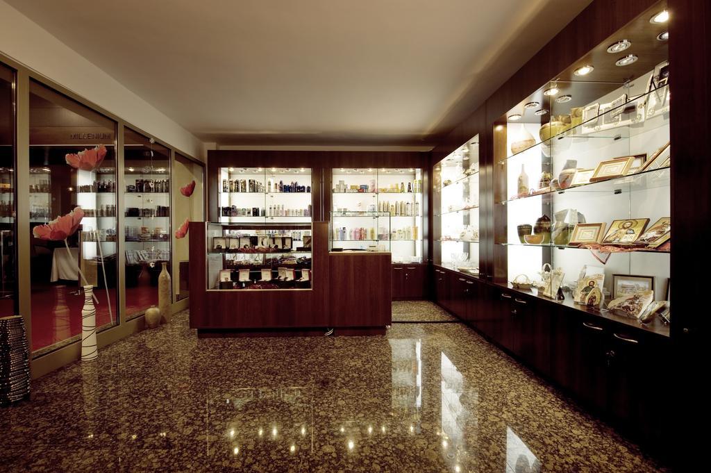 Hotel Clermont Covasna Extérieur photo