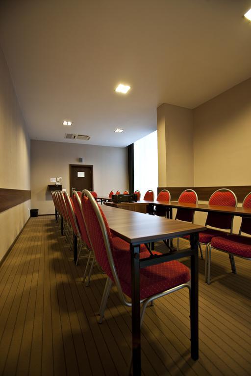 Hotel Clermont Covasna Extérieur photo