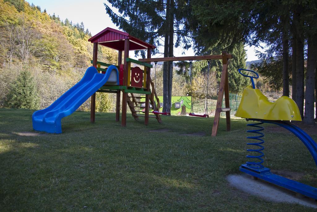 Hotel Clermont Covasna Extérieur photo