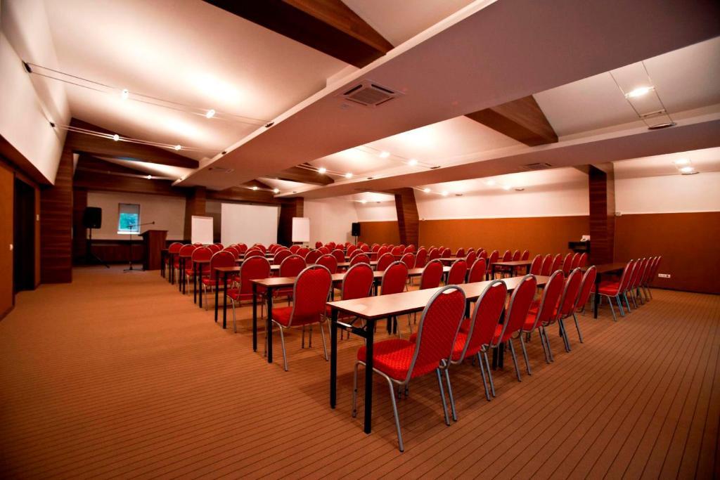 Hotel Clermont Covasna Extérieur photo